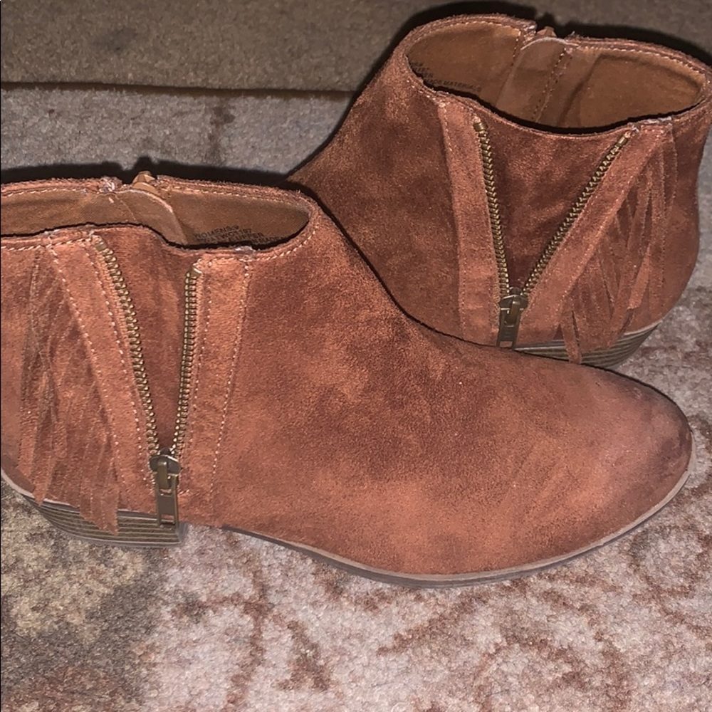 Austin Bootie - Picture 3 of 4